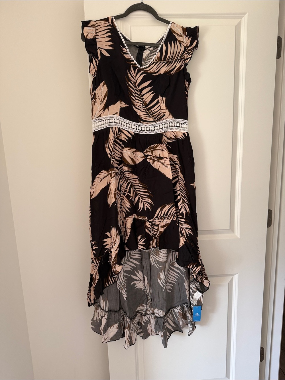 Cupshe Black Dress with Beige Palm Print High-Low Hem